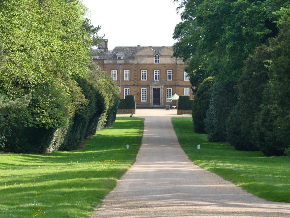 Fab 2 Bed Cotswolds With Private Courtyard *