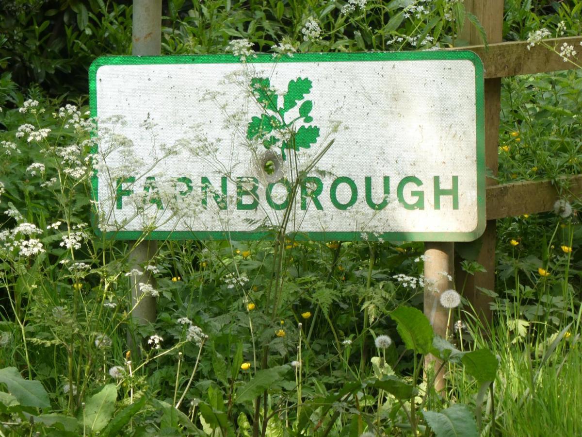 Fab 2 Bed Cotswolds With Private Courtyard *